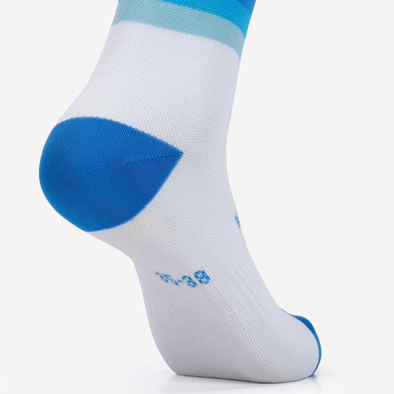 CA0013 Running White
